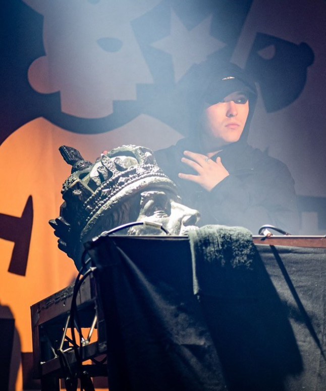 Why a photo of this DJ with a 'severed head' has raised eyebrows