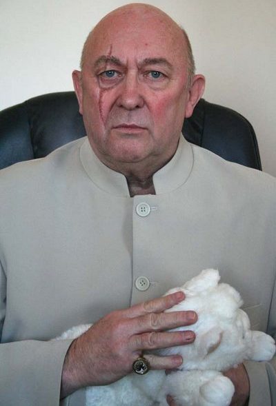 Meet the Pope lookalike who's never actually been booked as the Pope
