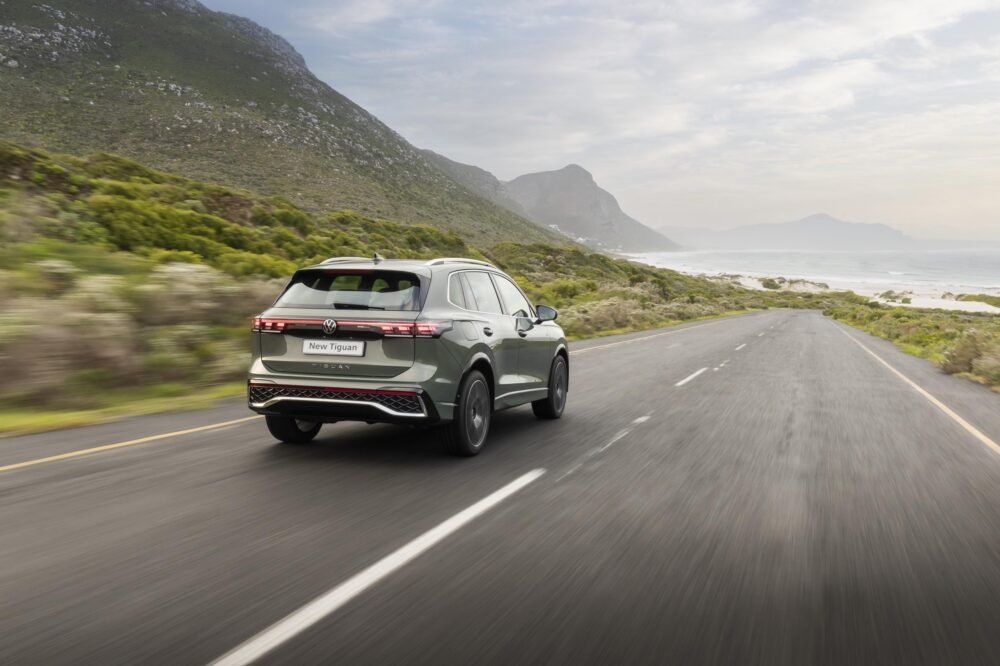 2500newtiguan Driving 004