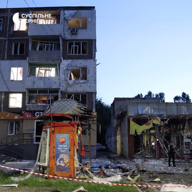 Strikes from Russia against Ukraine after peace talks in Istanbul ended without a ceasefire: picture shows the carnage in Chernihiv.