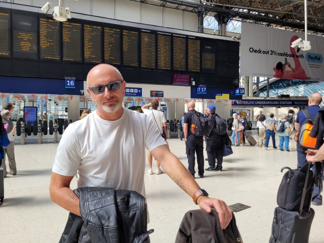 Vox Pop- Mike Egleton London Waterloo - 'do not travel' warning issued 21 July 2025