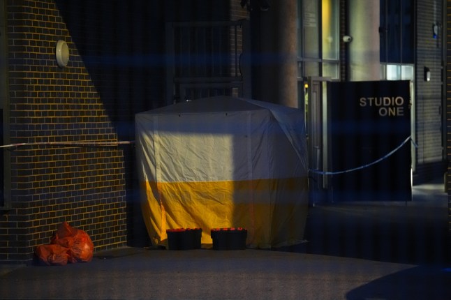 A police forensic tent at the scene in Long Lane, Southwark, south London, where four people were stabbed earlier today. A 58-year-old man died at the scene while three other men were taken to hospital, where one aged 27 has since died. Picture date: Monday July 28, 2025. PA Photo. Photo credit should read: James Manning/PA Wire