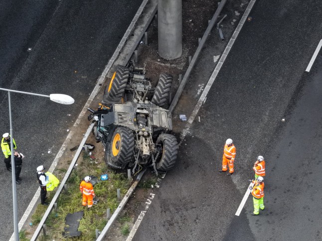The M20 has been closed in both directions after a serious crash near Wrotham, where a lorry cab fell from a bridge onto the motorway below. Emergency services, including the air ambulance, are at the scene after the driver of a cab/tractor unit towing a trailer reportedly lost control on the A20 bridge. The cab crashed through the barriers and fell onto the London-bound M20 carriageway. National Highways confirmed: The London-bound carriageway is closed between Junction 3 (M26 interchange) and Junction 1 (Swanley). The coastbound carriageway is closed between Junction 2 (A20 Wrotham/Brands Hatch) and Junction 3. Traffic is being diverted via local roads, with major delays across the A20, A25 and M25 approaches. A National Highways spokesperson said: ???The M20 remains closed in both directions following a serious collision involving a lorry which has left the carriageway. Emergency services, including the air ambulance, are on scene.??? It is not yet confirmed whether there are any injuries, but the motorway is expected to remain shut for several hours while specialist recovery work and investigations take place. Drivers are being urged to avoid the area and allow extra time for their journeys.