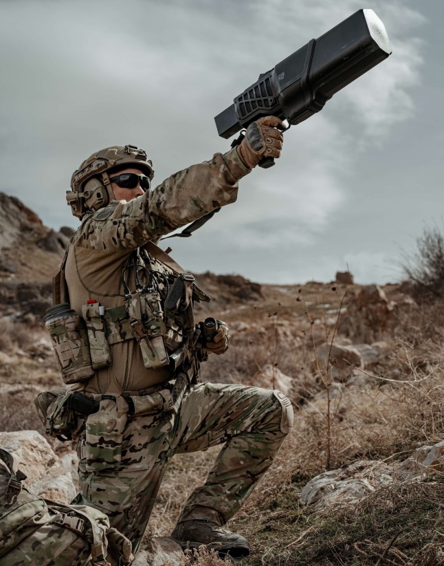 DRO7146_Military