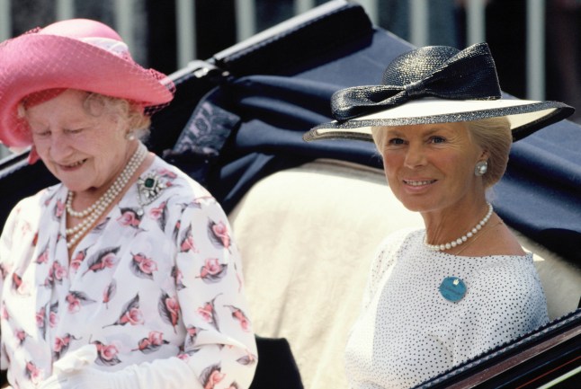 ASCOT, UNITED KINGDOM - JUNE 20: The Queen Mother and Katharine, Duchess of Kent, arrive at Royal Ascot in an open carriage on June 21, 1989 in Ascot, England. (Photo by Georges De Keerle/Getty Images)