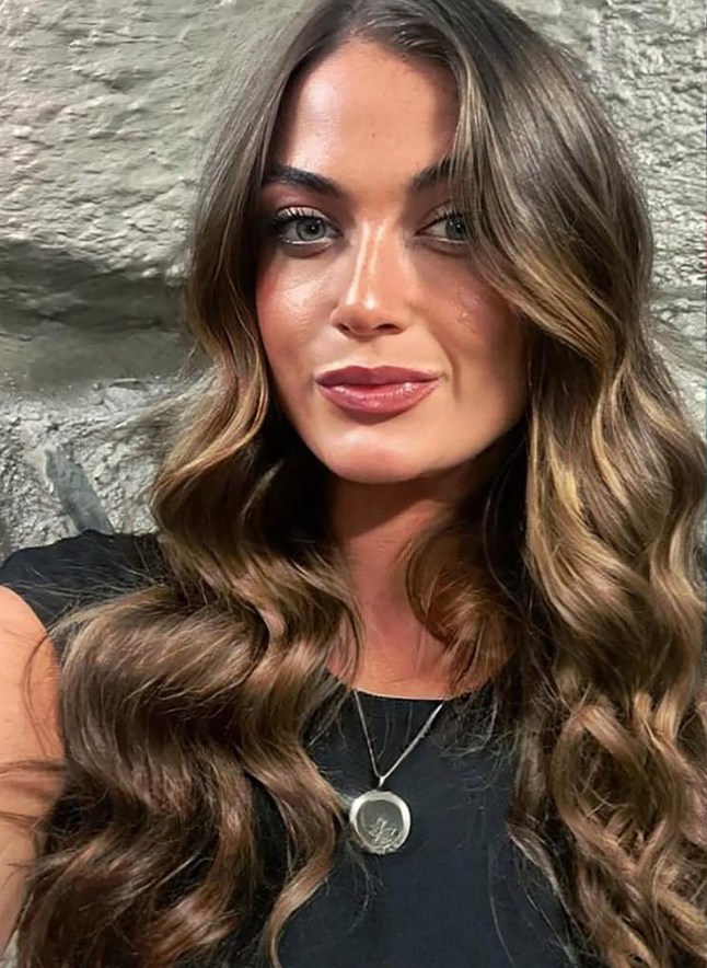 PAIGE KELLY MISSING Age 27 Been missing since Tuesday Lives in Leigh, links to Warrington Police are treating her as a missing person