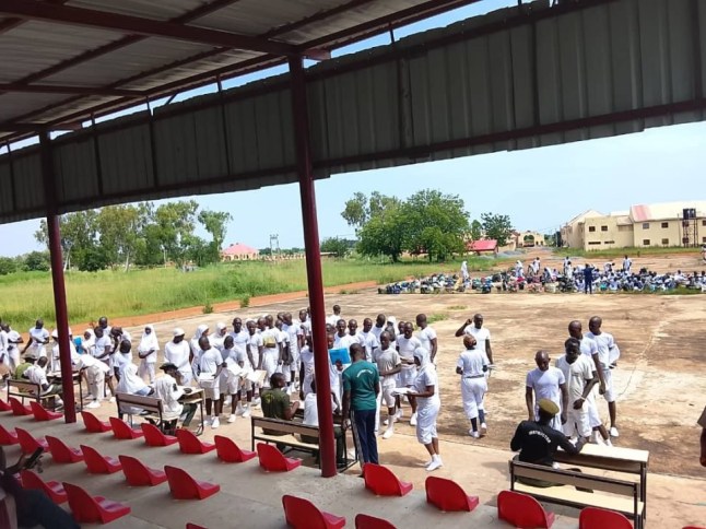 Phone snatching fighting force in Nigeria Taken without permission