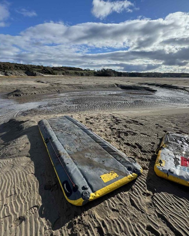 A man who was trapped in quicksand as the tide came in was rescued in what has been described as a ?surreal close call?. The Bay Search and Rescue team, who operate in the Morecambe Bay area, were called to the beach at Silverdale at 11.30am on Saturday after a man got trapped in quicksand.