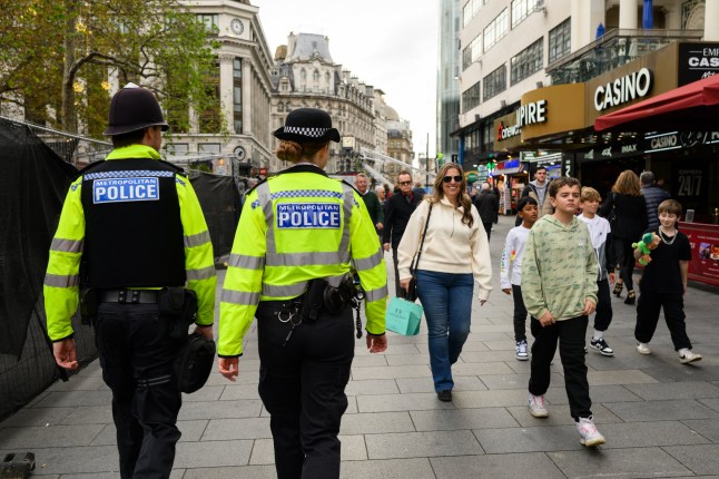 FOR METRO 2025-11-06, London UK: Police Constable Amy Cray patrols the West End today as part of the Metropolitan Police?s Operation Baselife