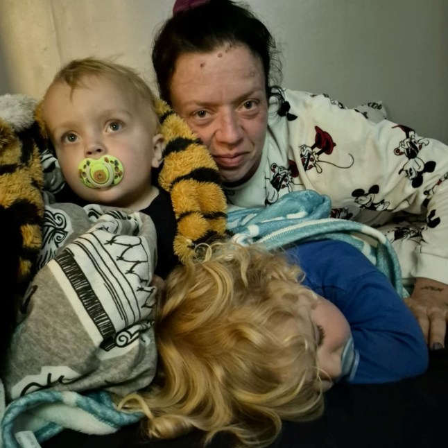 Jade Tabrar with two of her children. A bride with terminal cancer died in the arms of her new husband and 'soulmate' just hours after they were married. Jade Tabrar, 37, and Adam Kemp, 42, were married at a small ceremony as she battled stomach cancer on November 3.Mum-of-five Jade had been diagnosed August 2023 after losing four stone, struggling to eat during her pregnancy and suffering stomach pains.The couple decided to get married after finding out Jade had just three months to live. Photo released 10/11/2025