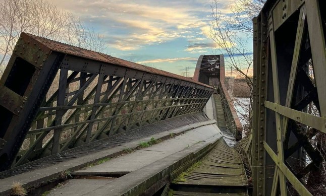 PERMISSION GIVEN METRO River Spey Advice & Updates Sad News in this morning of the collapse of Garmouth bridge on the Spey. An iconic bridge with so much history Will share more updates when issued from official channels. * Photos credit Sandy Monkbat