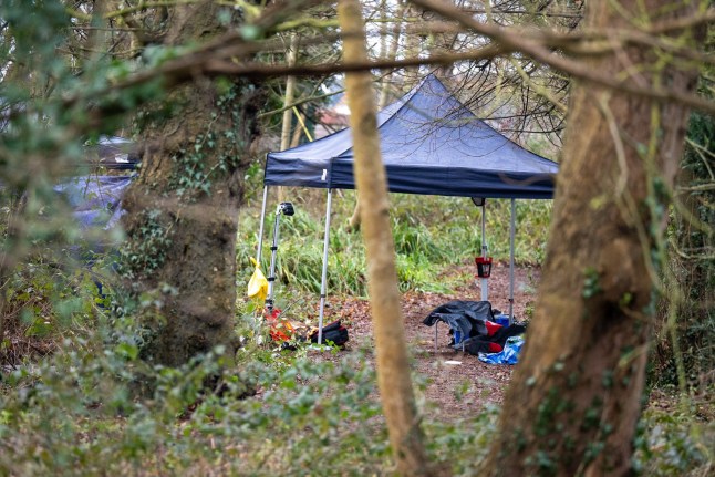 Police at the scene of murder investigation that has been launched following the death of a teenage boy in Guildford, Yesterday in Stoke Park at 18:10, Guildford Surrey, 20th January 2026 // A murder probe has been launched following the death of a teenage boy in Guildford. Emergency services were called to reports of a stabbing in woodland off Lido Road in Stoke Park - near to Guildford College - at around 6:10pm last night (Mon). Despite their best efforts a teenage boy died at the scene, Surrey Police said. An investigation is now underway. No arrests have been made. Photo released 20/01/2026